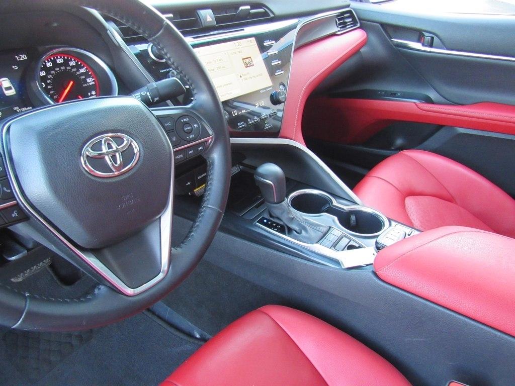 Toyota Camry  2020