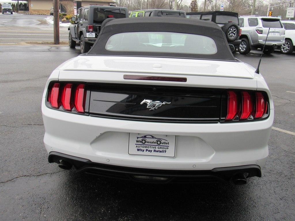 Ford Mustang  2020