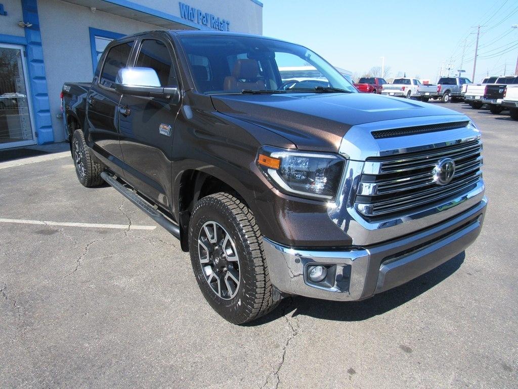 Toyota Tundra  2021