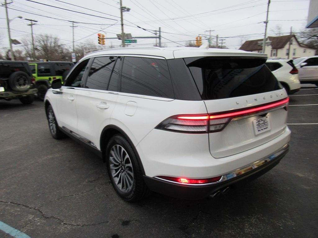 Lincoln Aviator  2020