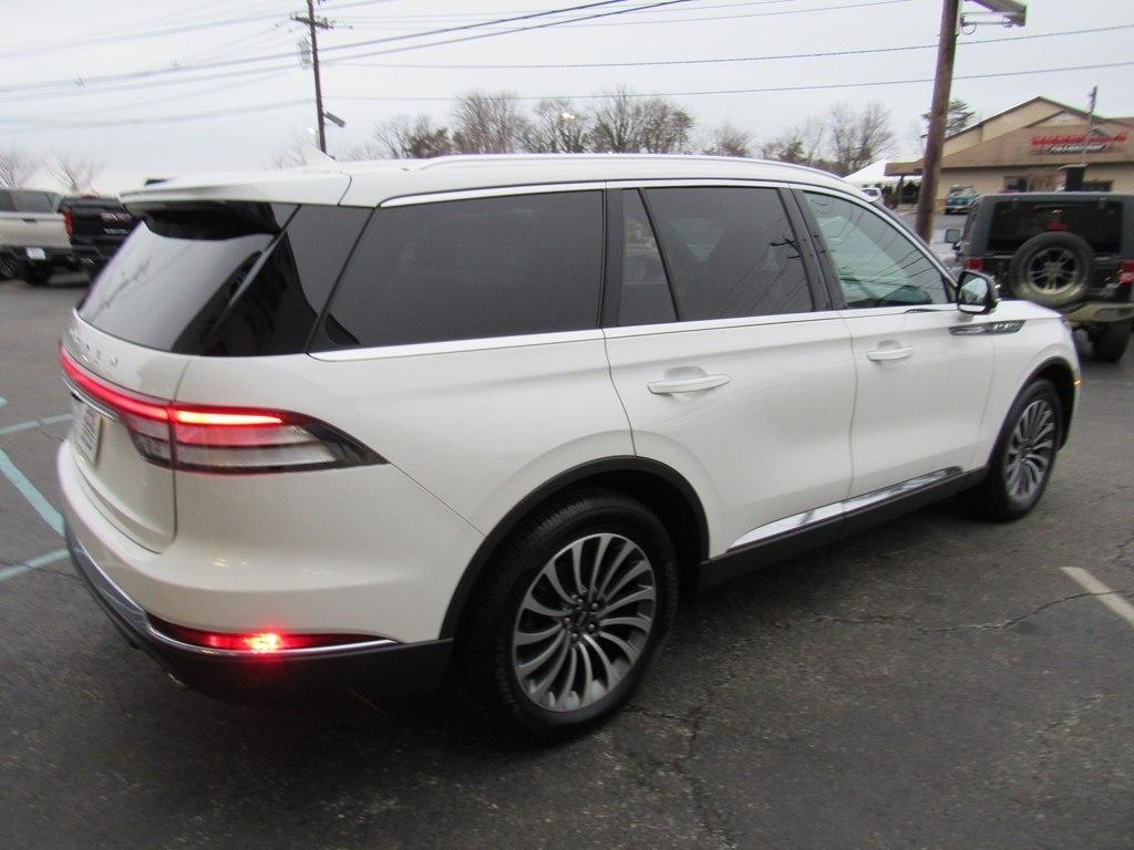 Lincoln Aviator  2020