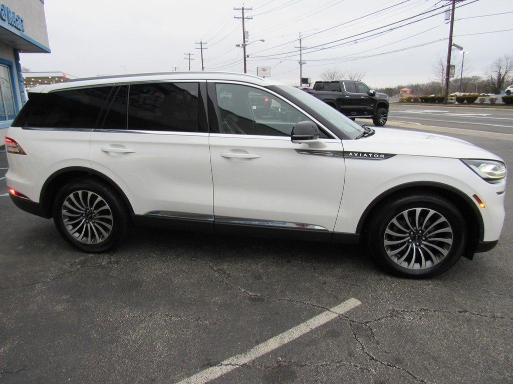 Lincoln Aviator  2020