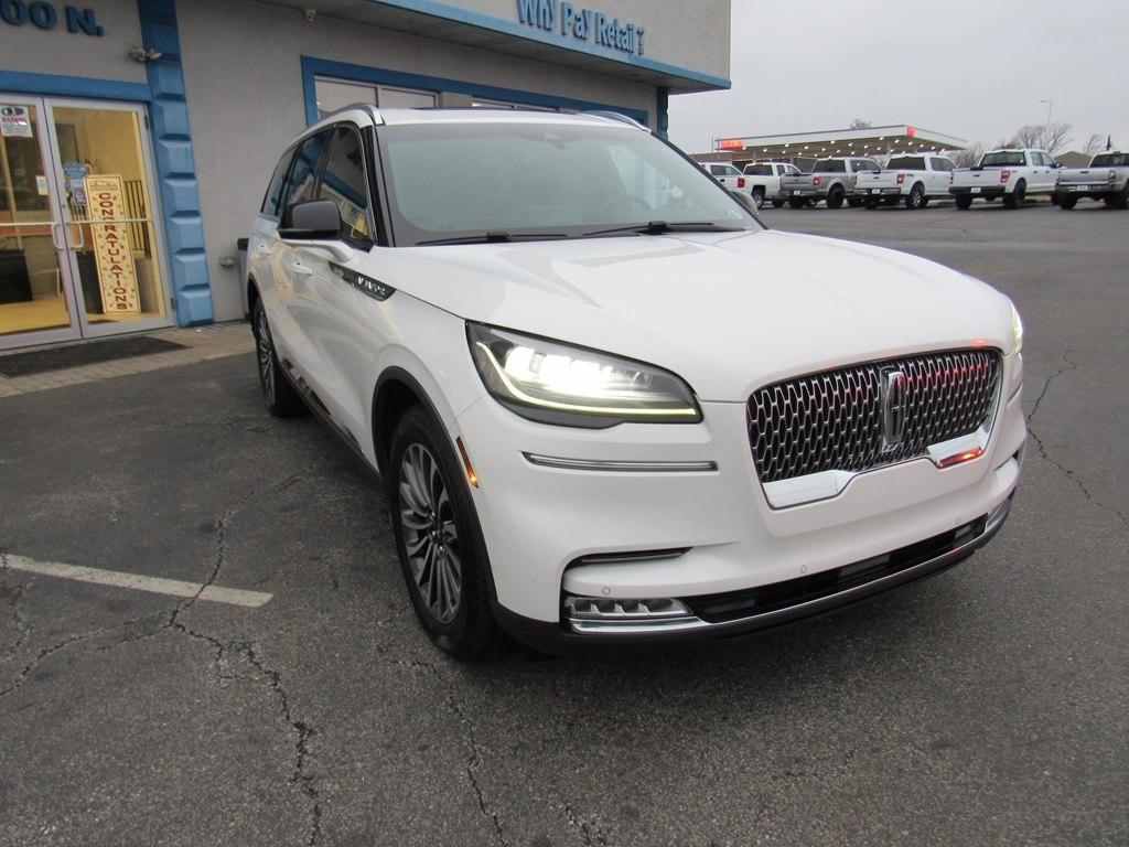 Lincoln Aviator  2020