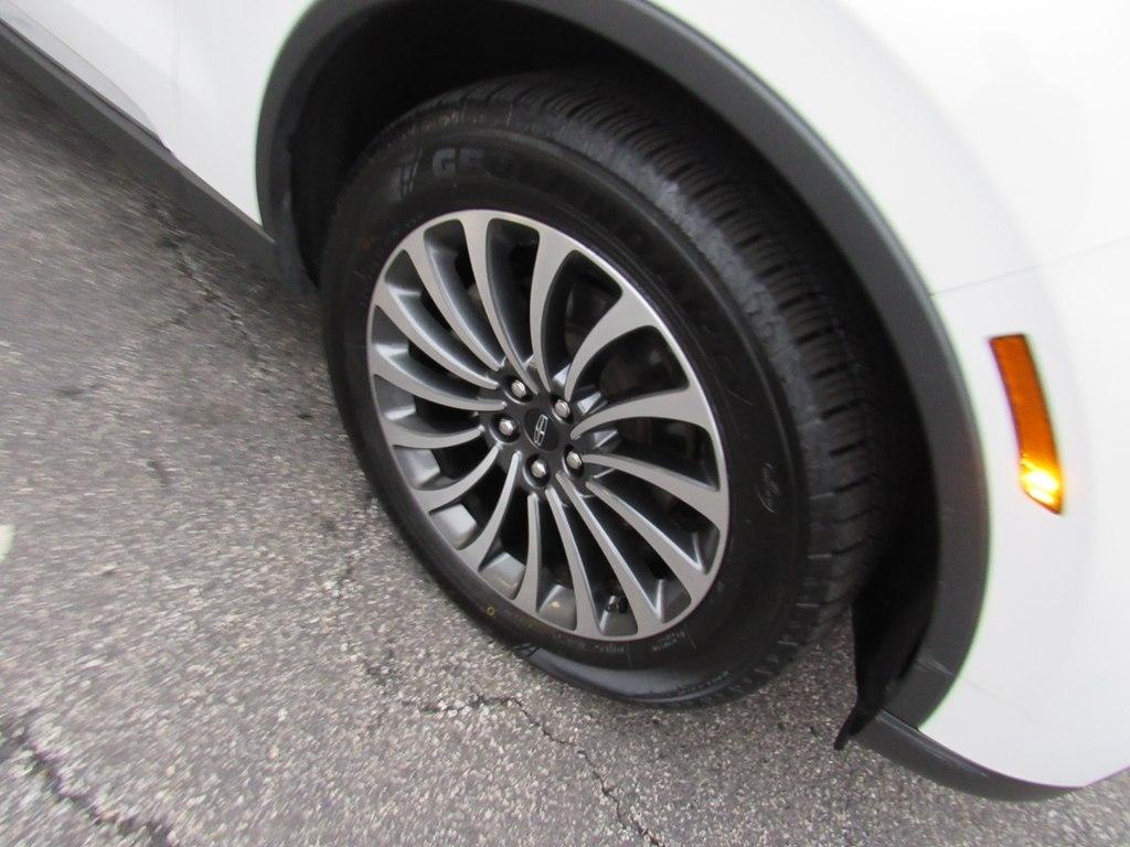 Lincoln Aviator  2020