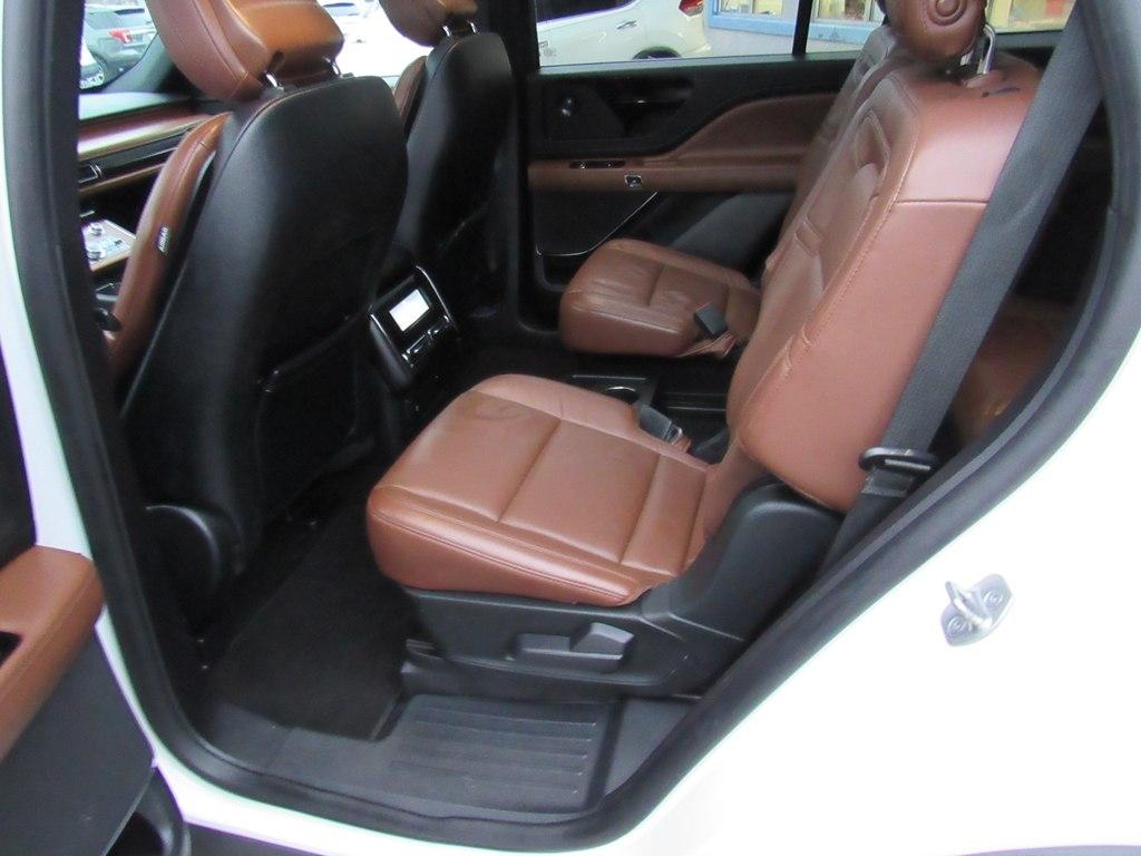 Lincoln Aviator  2020