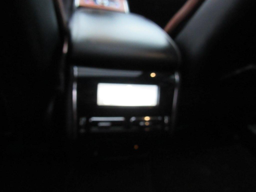 Lincoln Aviator  2020