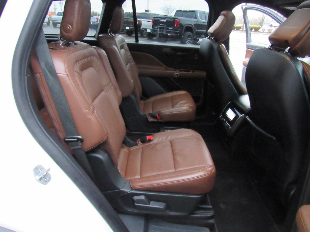 Lincoln Aviator  2020