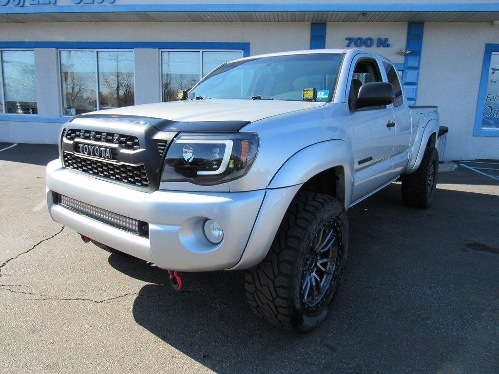 Toyota Tacoma  2010
