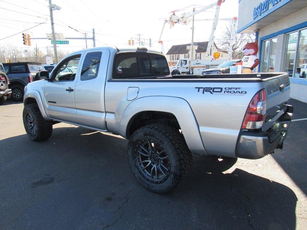 Toyota Tacoma  2010