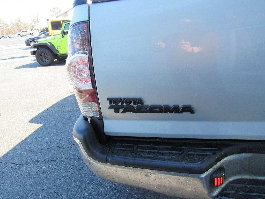 Toyota Tacoma  2010