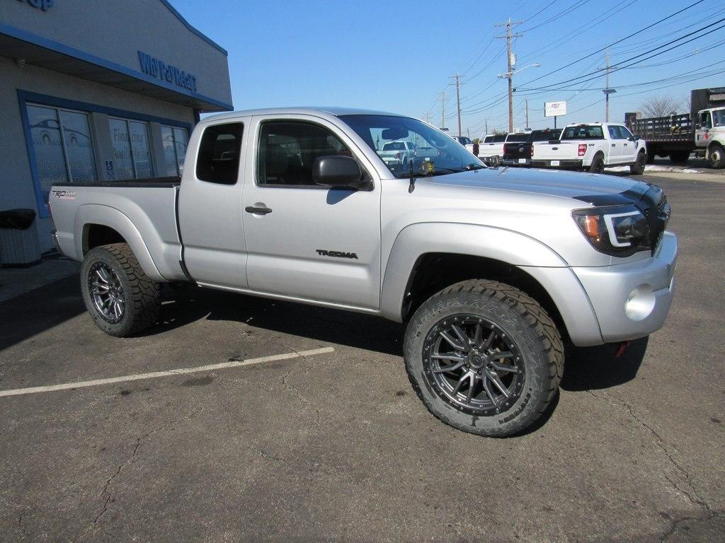 Toyota Tacoma  2010