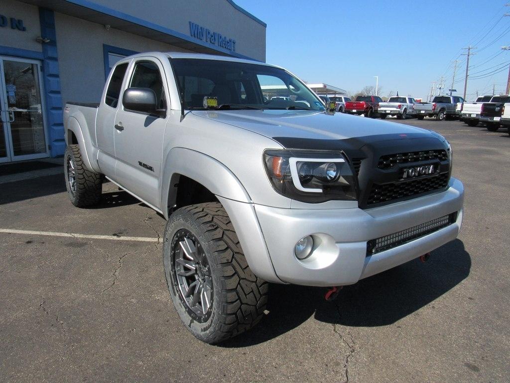 Toyota Tacoma  2010