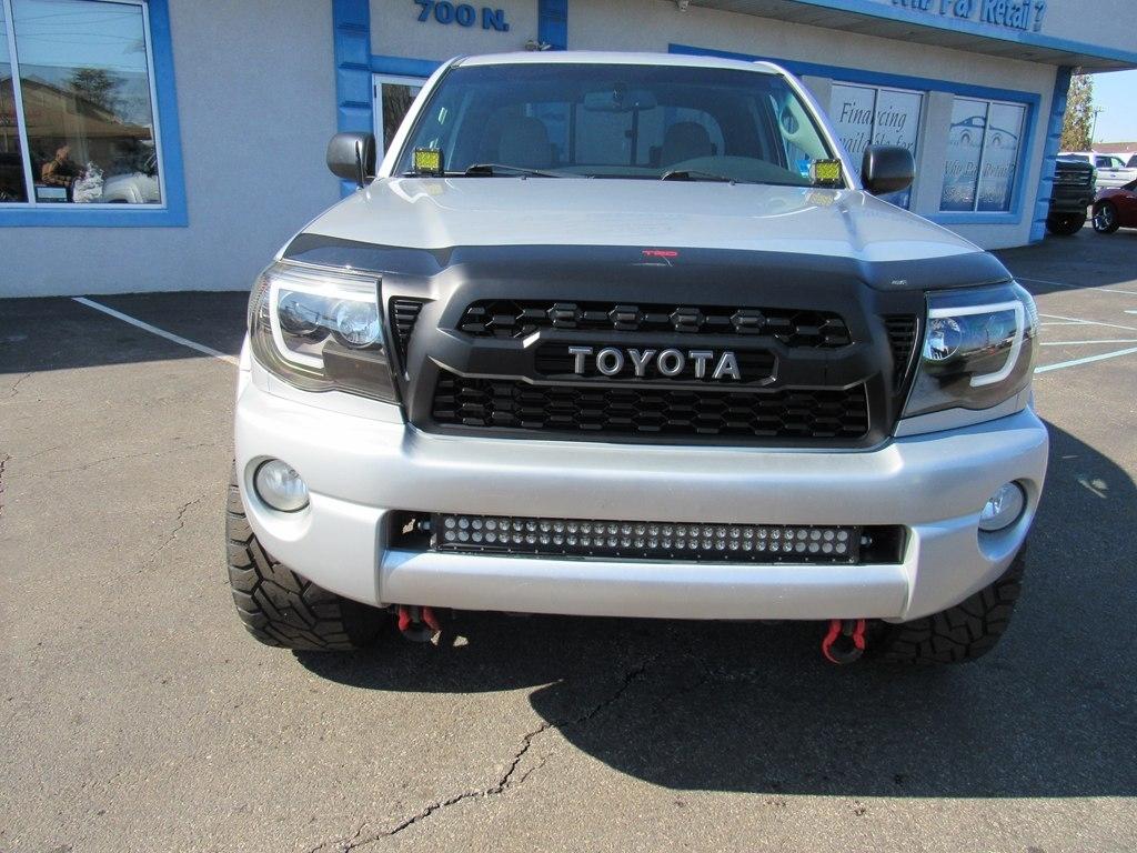 Toyota Tacoma  2010