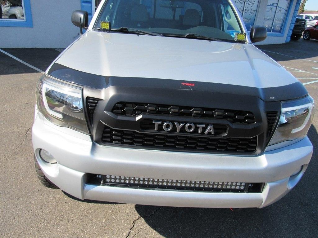 Toyota Tacoma  2010