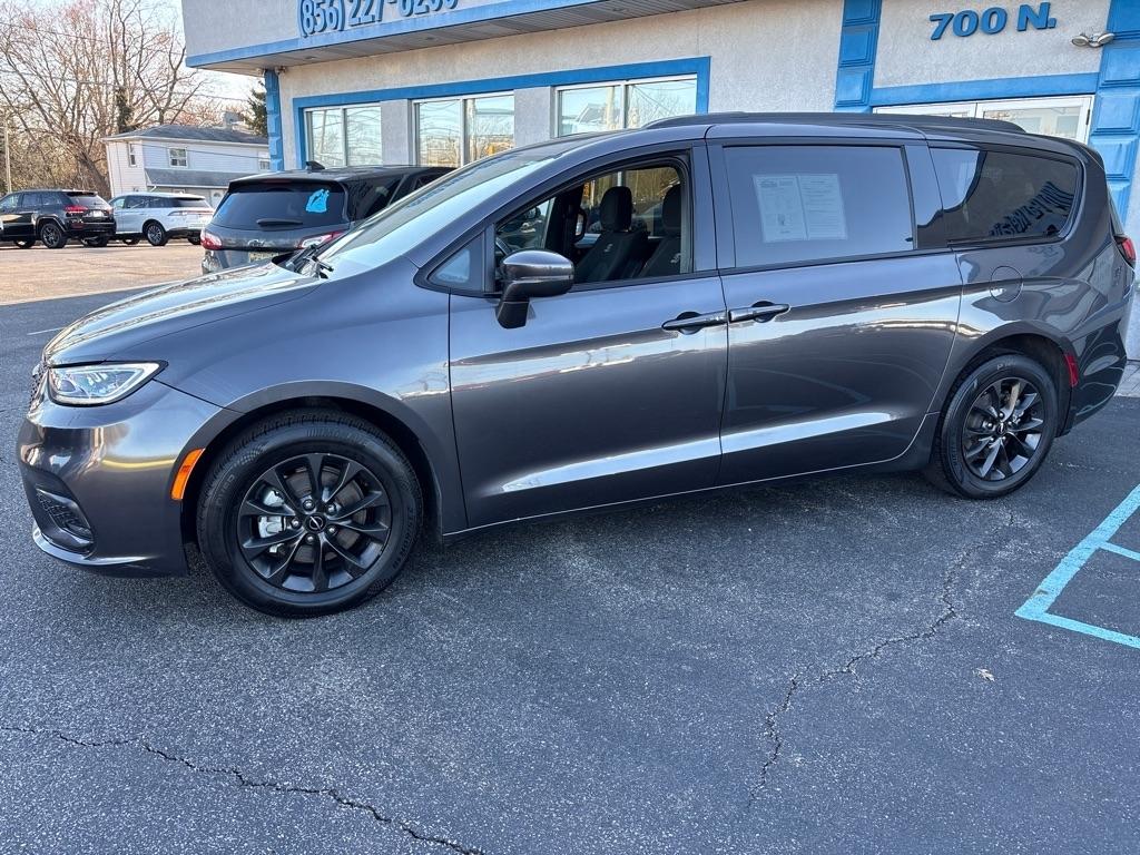 Chrysler Pacifica  2021