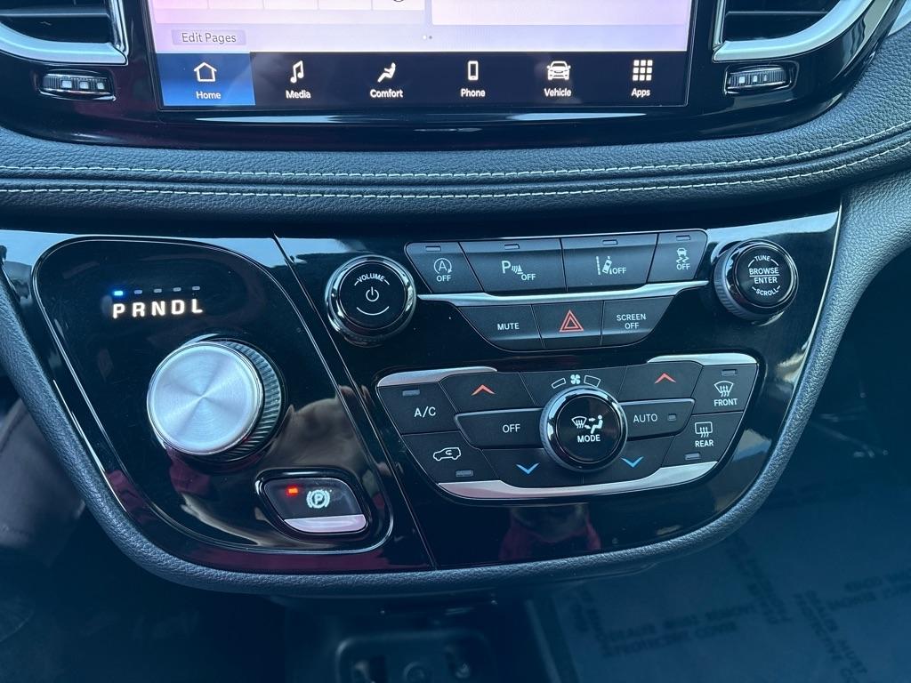 Chrysler Pacifica  2021