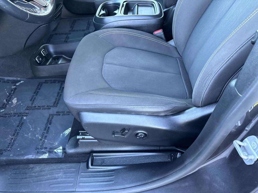 Chrysler Pacifica  2021