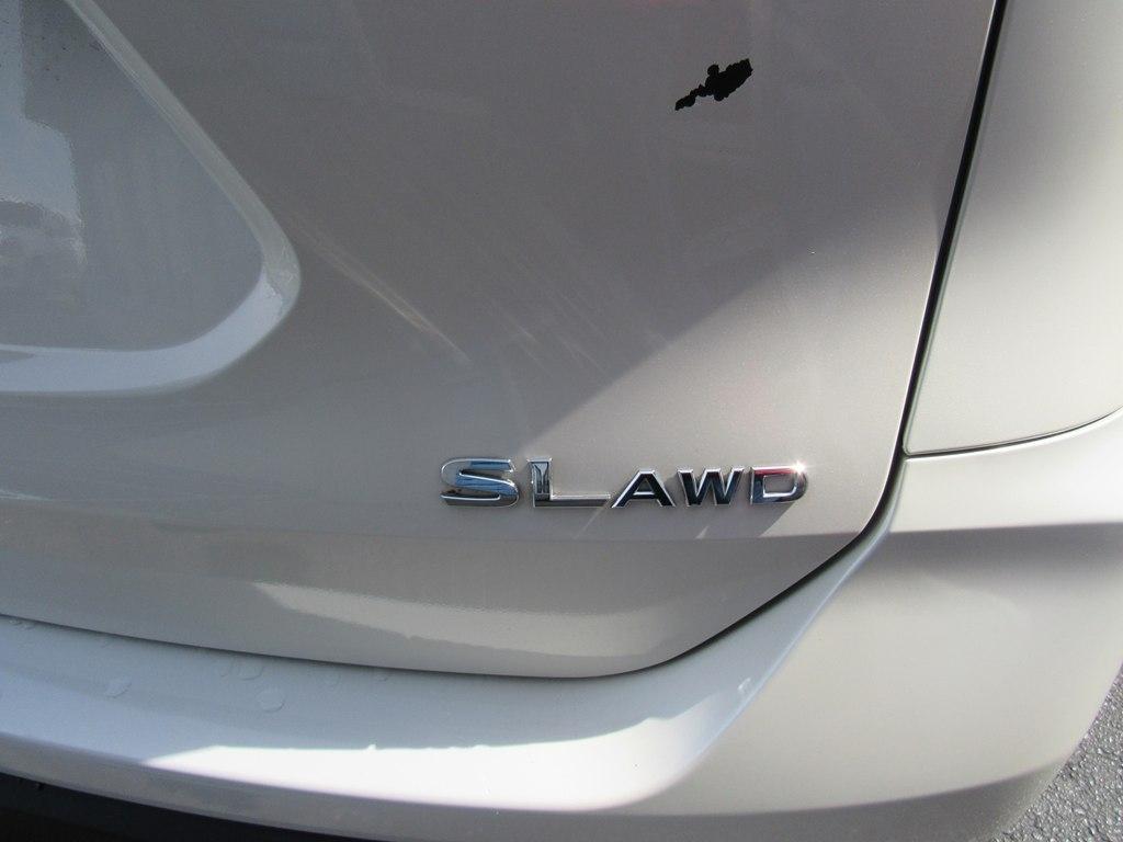 Nissan Rogue Sport  2019