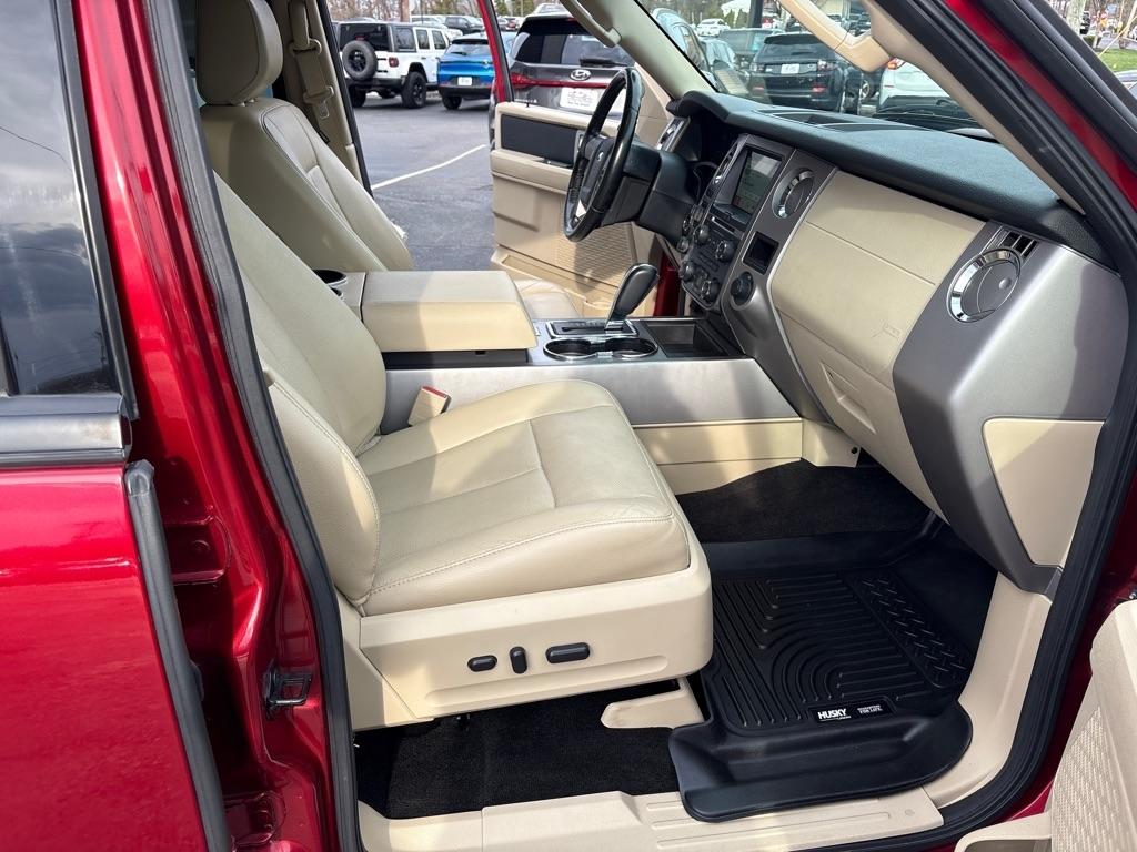 Ford Expedition  2017