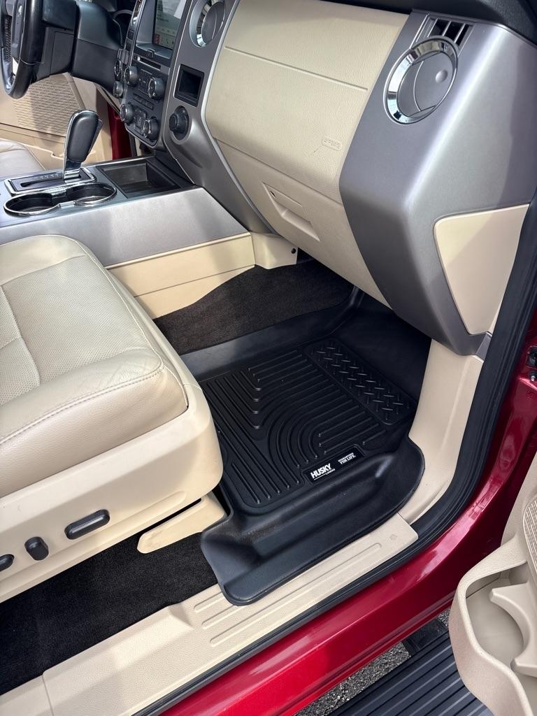 Ford Expedition  2017