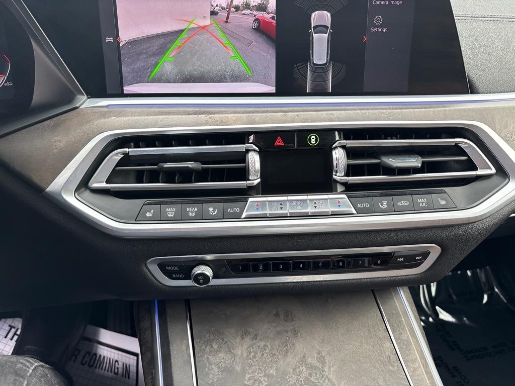 BMW X7  2019
