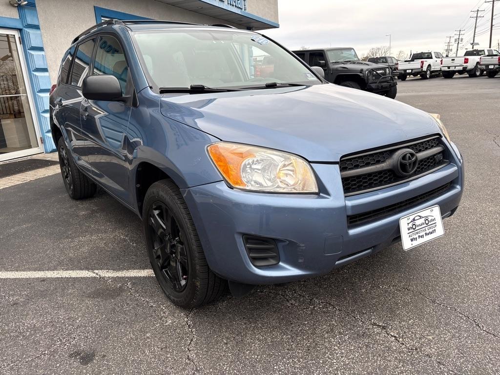 Toyota RAV4  2011
