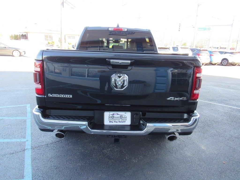 RAM 1500 Laramie Longhorn Crew Cab 4WD 2020