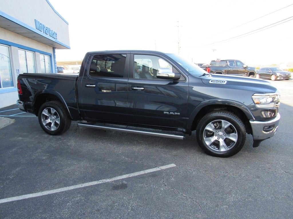 RAM 1500 Laramie Longhorn Crew Cab 4WD 2020