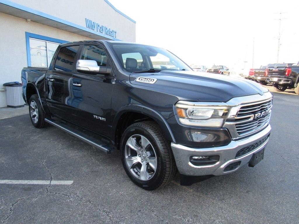 RAM 1500 Laramie Longhorn Crew Cab 4WD 2020