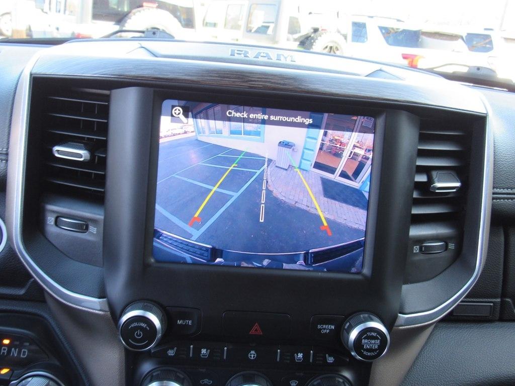 RAM 1500 Laramie Longhorn Crew Cab 4WD 2020