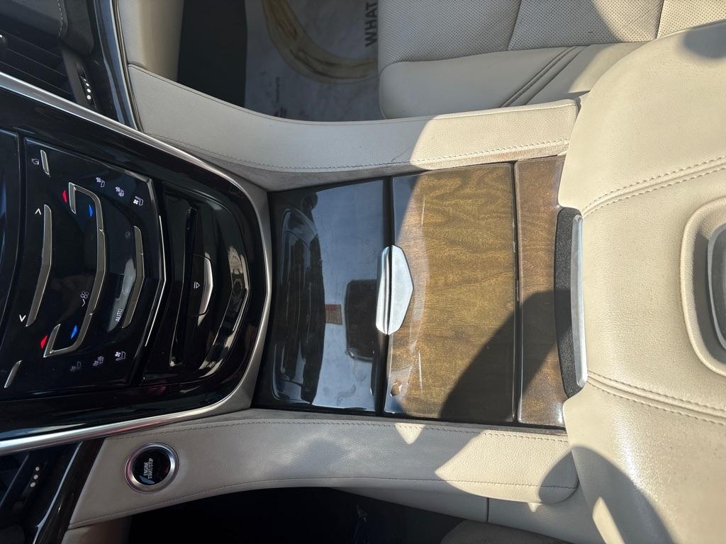 Cadillac Escalade  2020