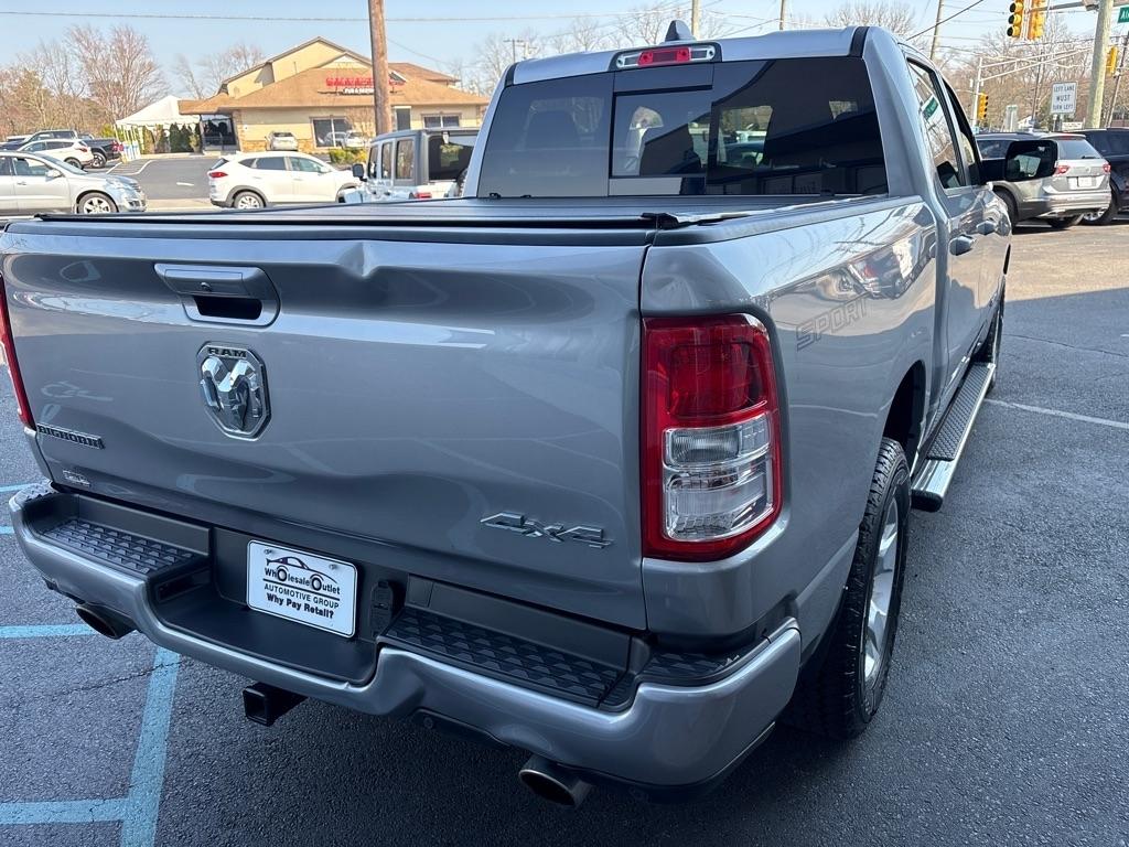 RAM 1500 Big Horn 4x4 Crew Cab 5'7" Box 2020