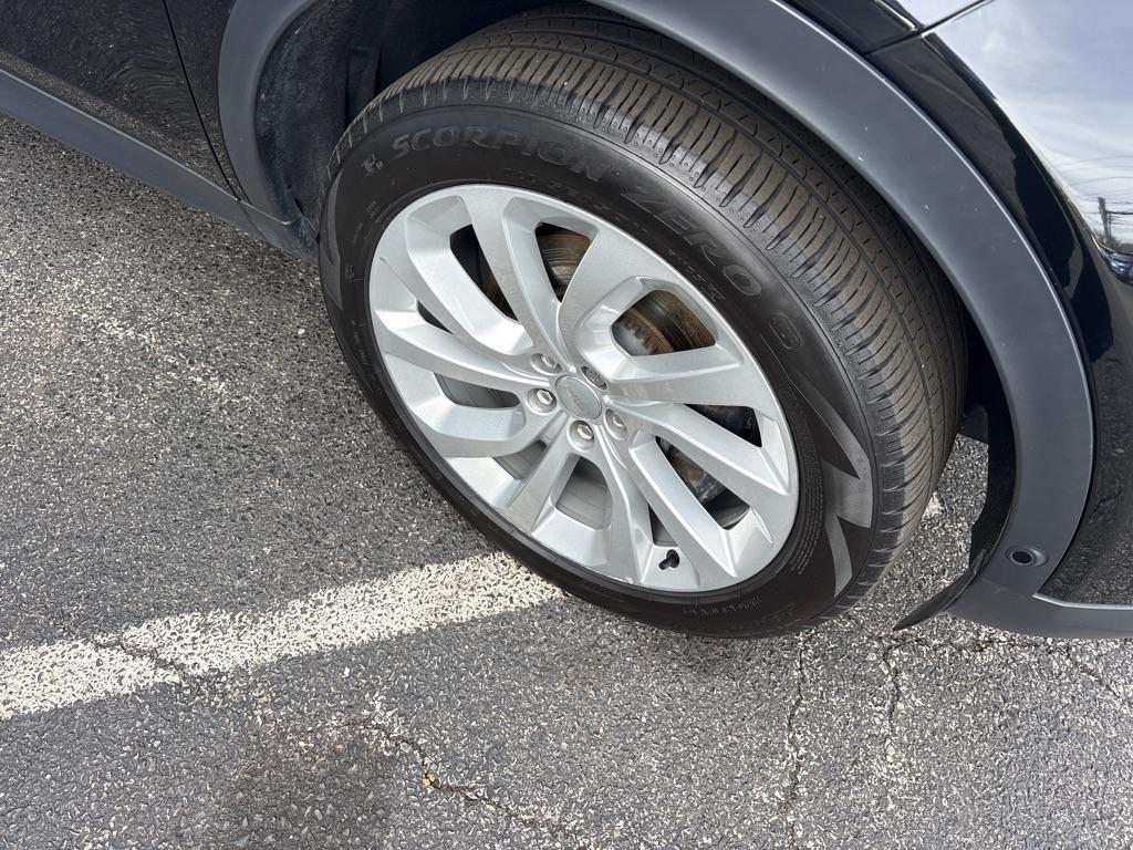 Land Rover Discovery Sport  2021