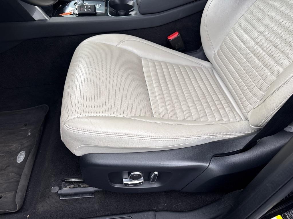 Land Rover Discovery Sport  2021