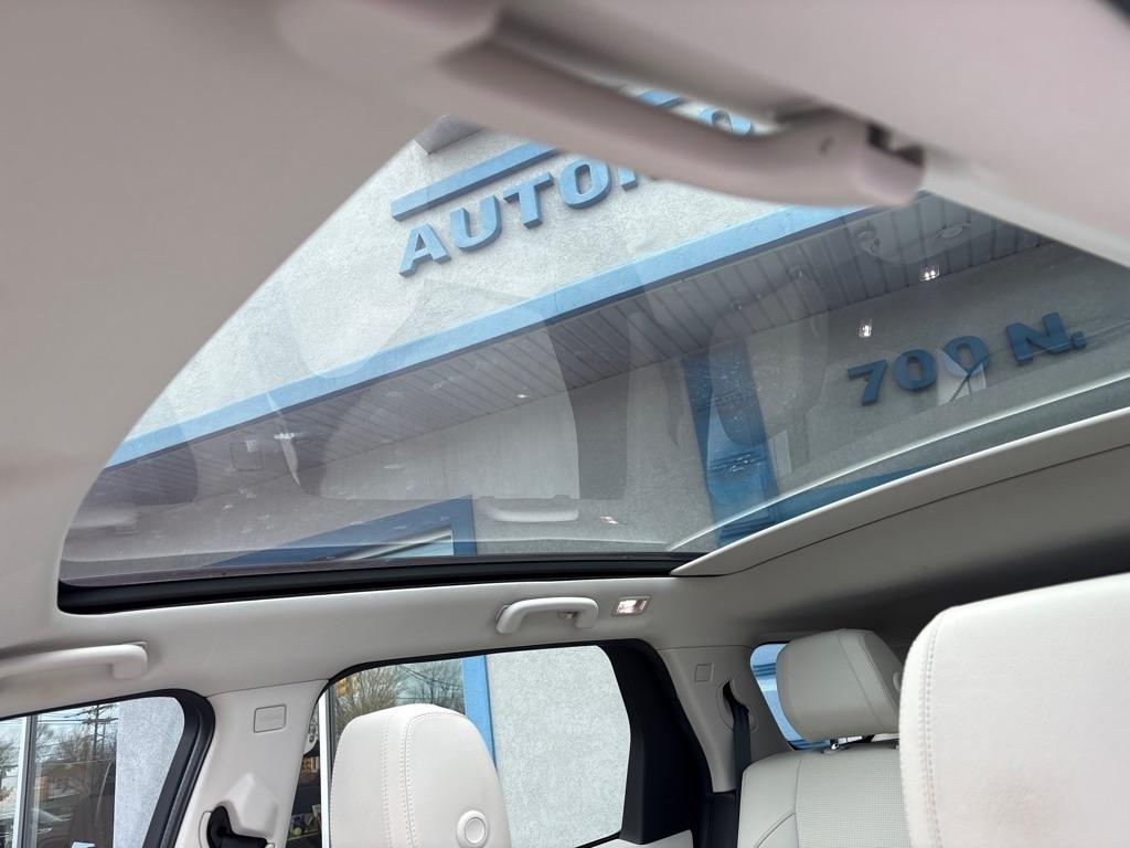 Land Rover Discovery Sport  2021