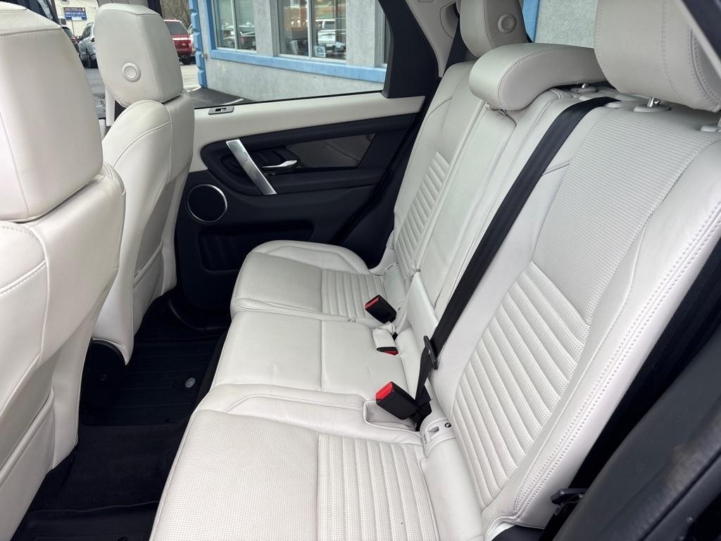 Land Rover Discovery Sport  2021