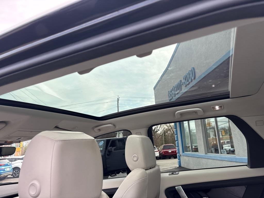 Land Rover Discovery Sport  2021