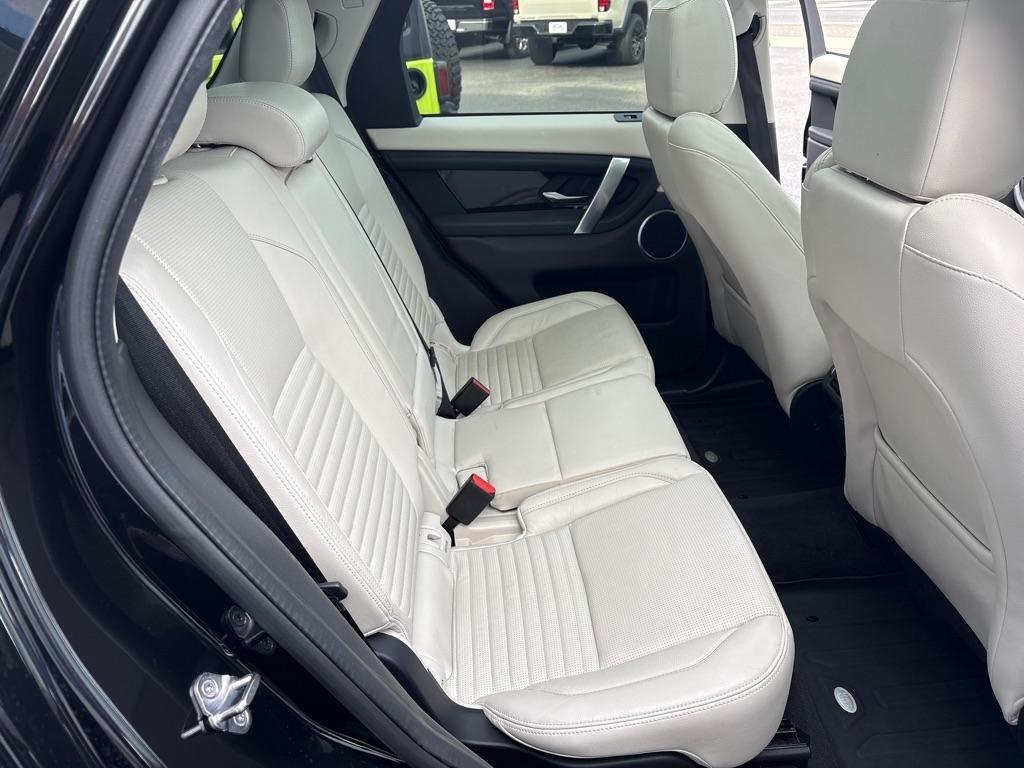 Land Rover Discovery Sport  2021