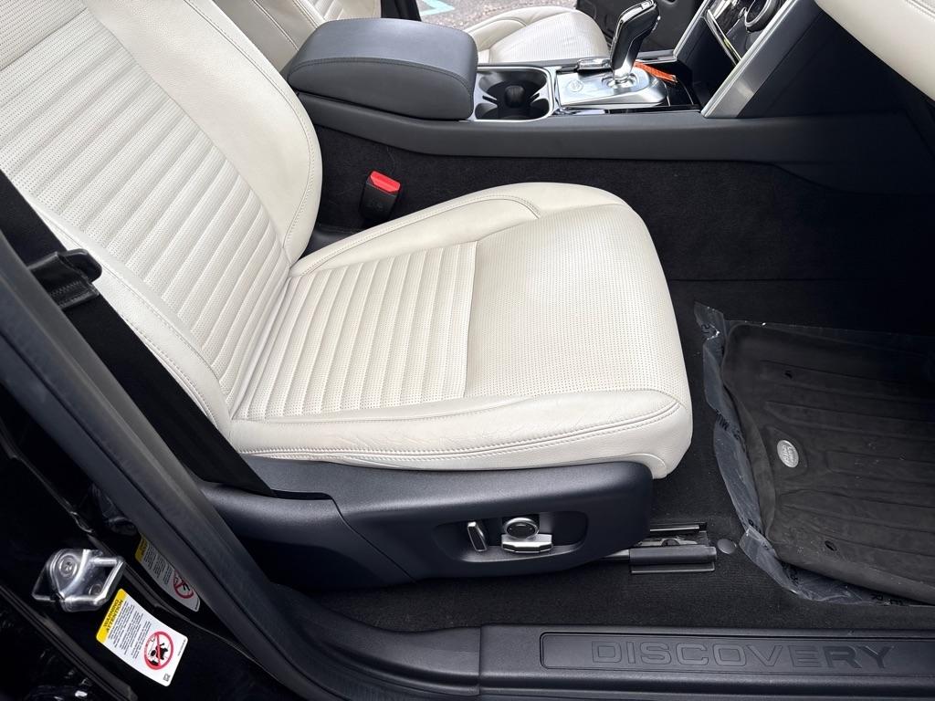 Land Rover Discovery Sport  2021