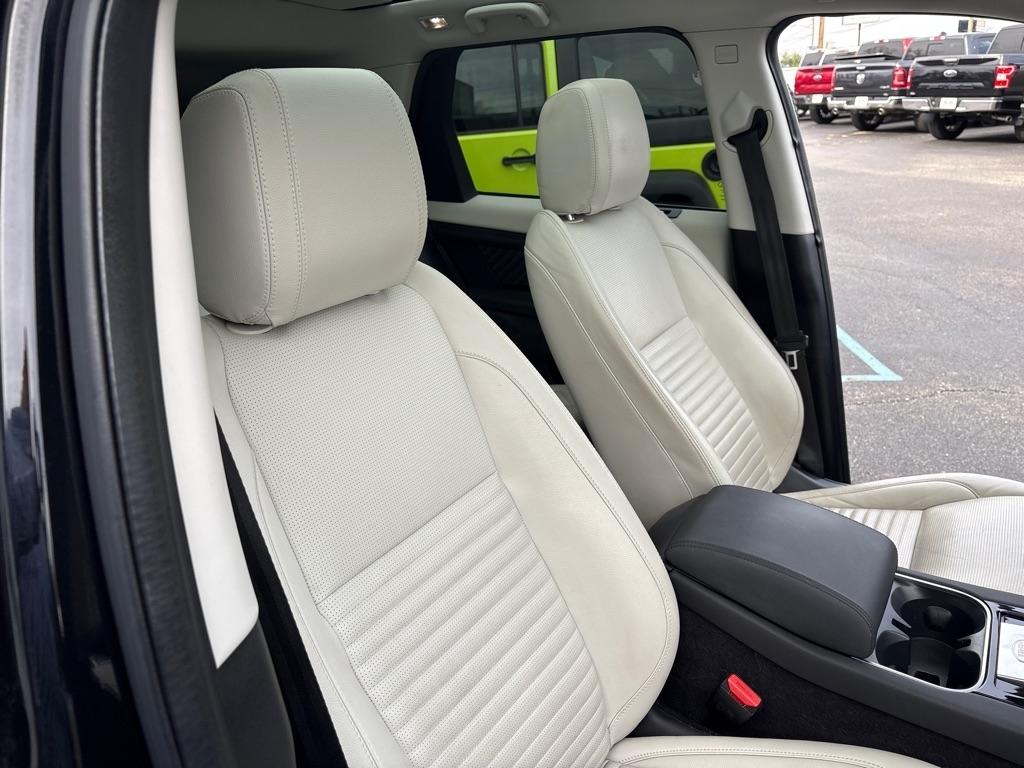 Land Rover Discovery Sport  2021