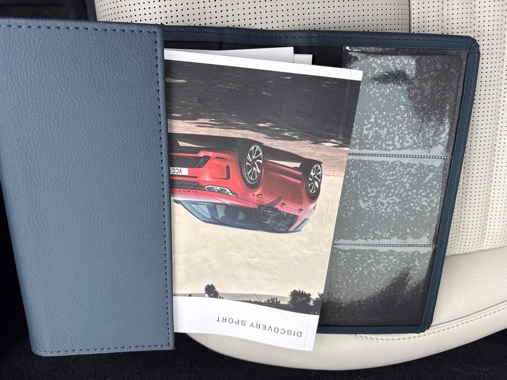 Land Rover Discovery Sport  2021