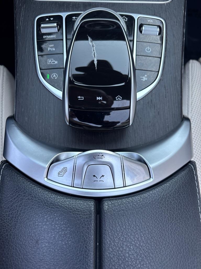 Mercedes-Benz C-Class  2019