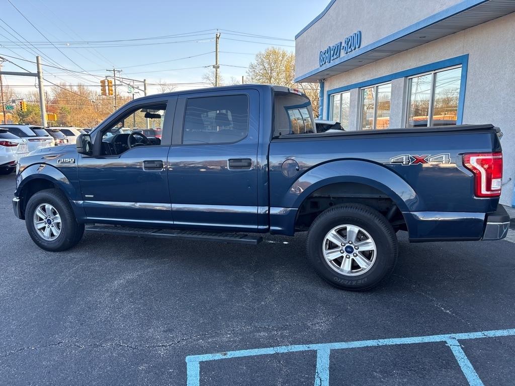 Ford F-150 4WD SuperCrew 145" XL 2015