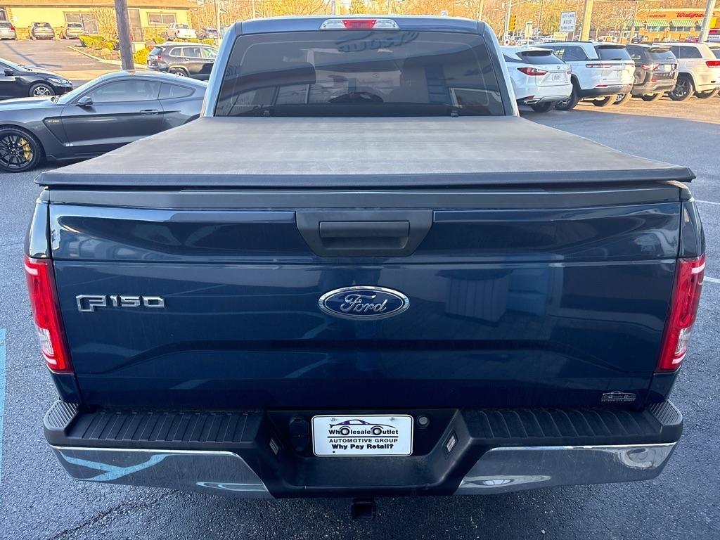 Ford F-150 4WD SuperCrew 145" XL 2015