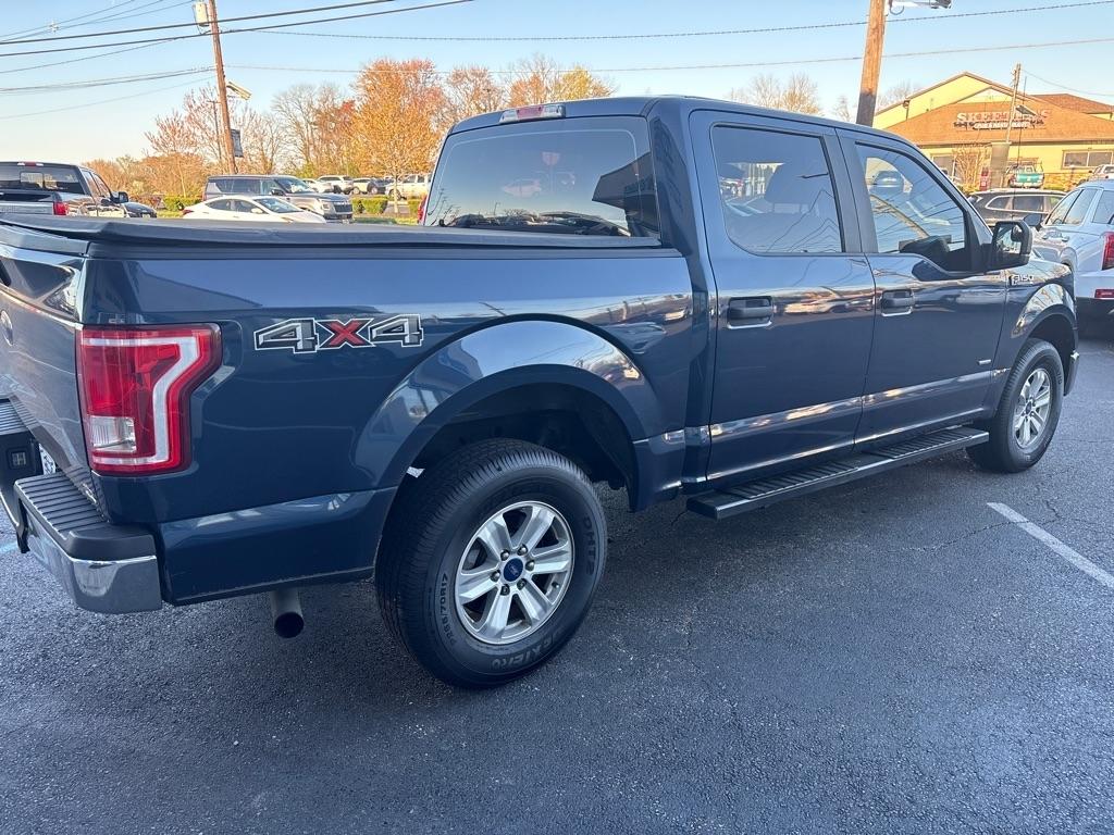 Ford F-150 4WD SuperCrew 145" XL 2015