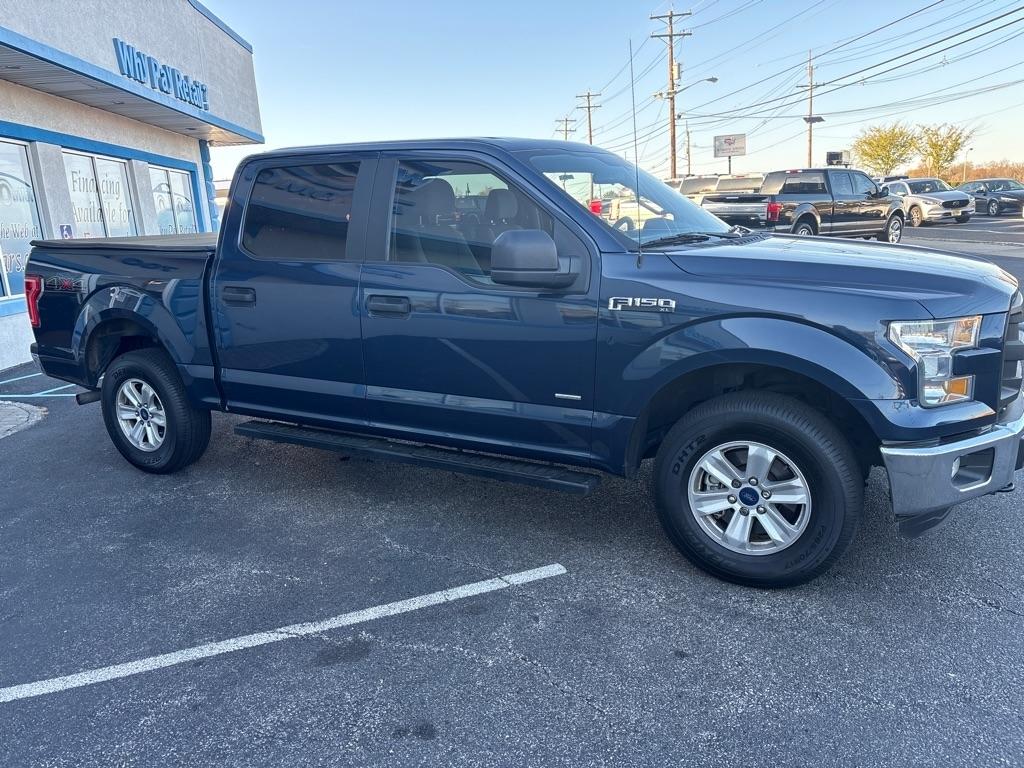 Ford F-150 4WD SuperCrew 145" XL 2015