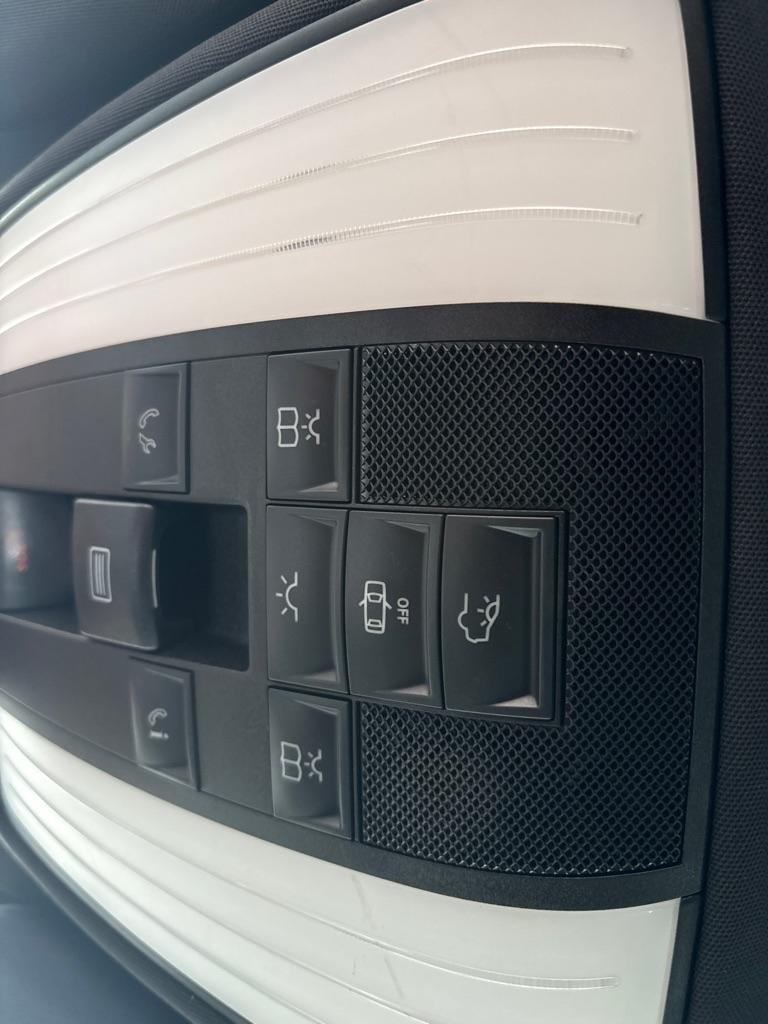 Mercedes-Benz E-Class  2014