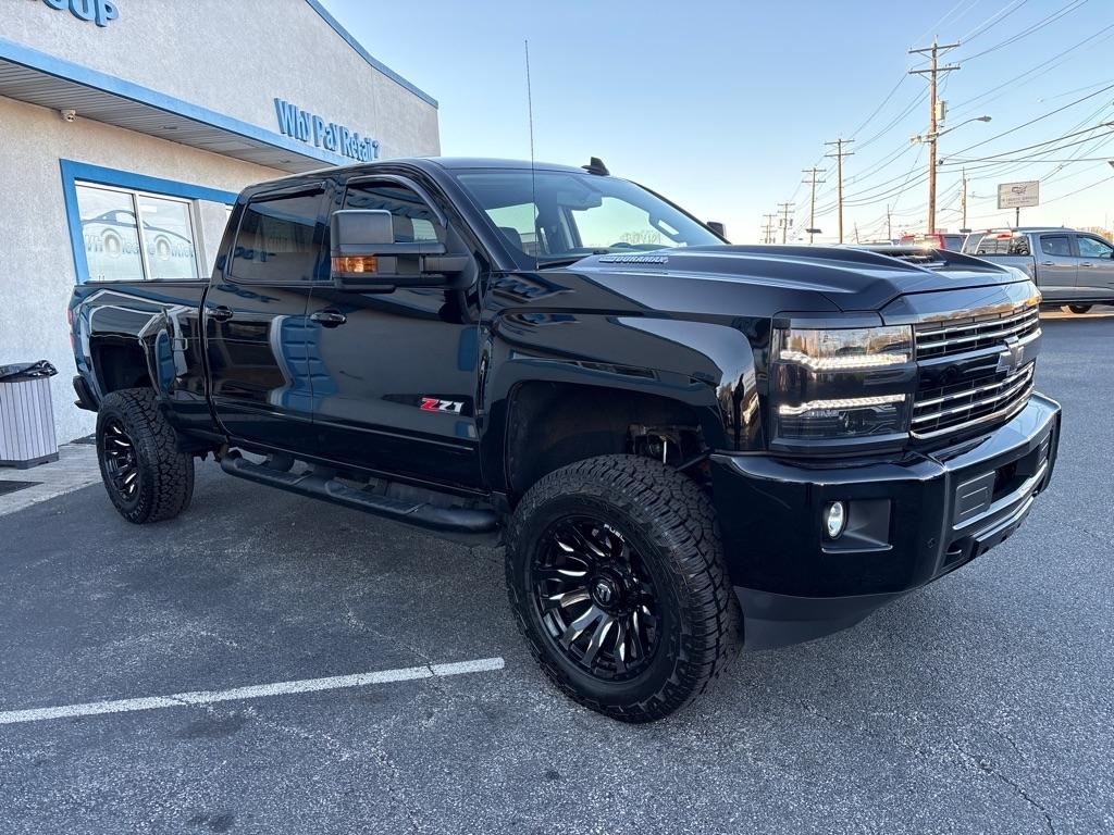Chevrolet Silverado 2500HD LTZ Crew Cab 4WD 2019