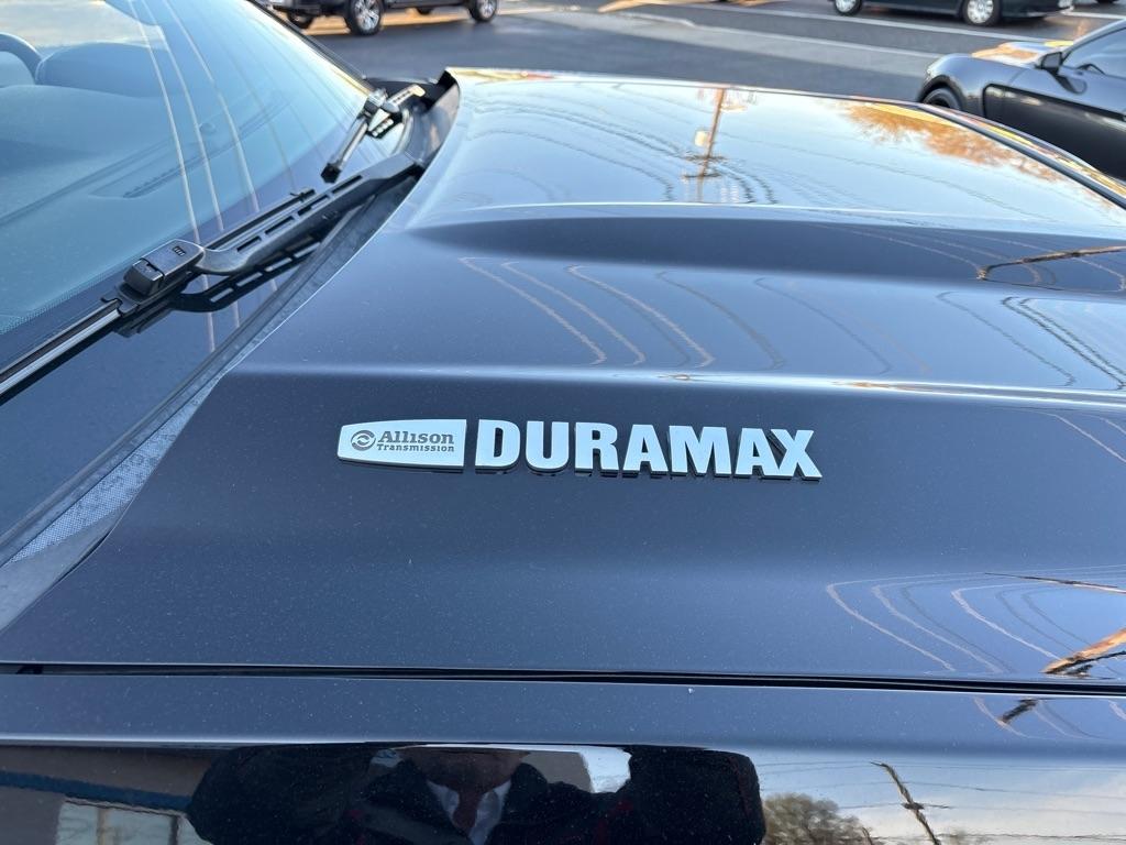 Chevrolet Silverado 2500HD LTZ Crew Cab 4WD 2019