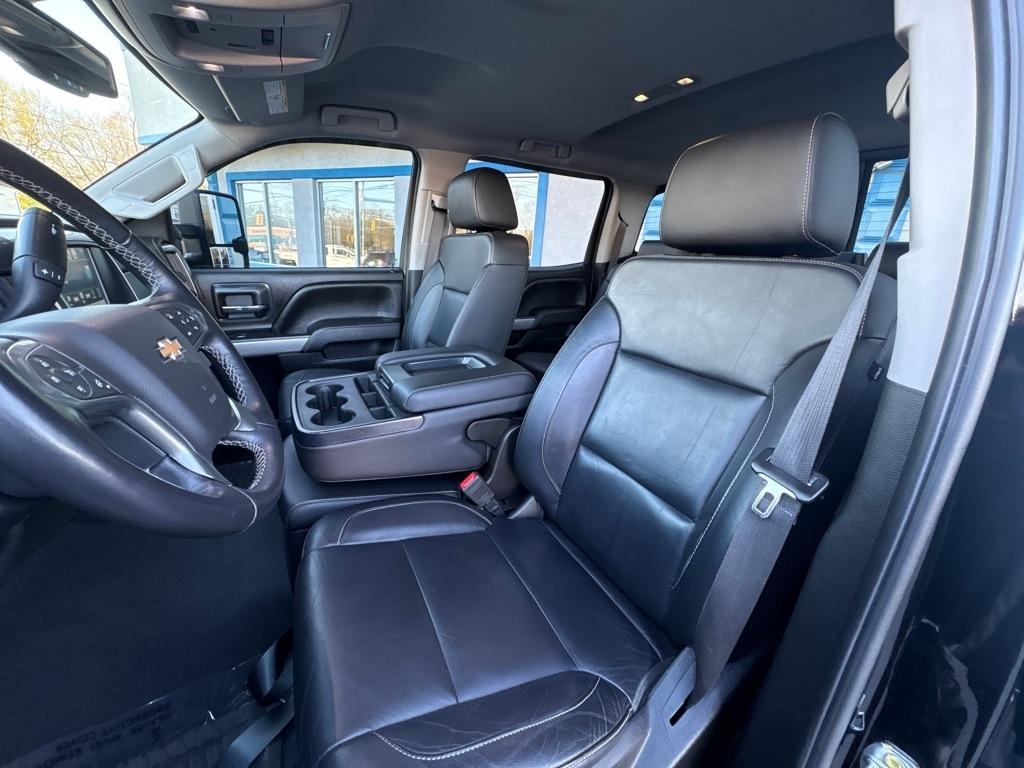 Chevrolet Silverado 2500HD LTZ Crew Cab 4WD 2019